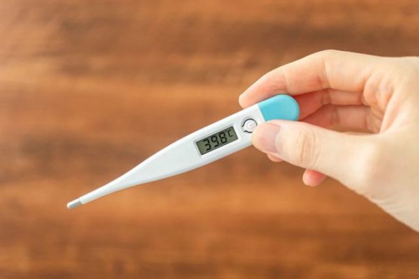 股票配资官网行情 不愿吹空调，湖南73岁奶奶体温逼近40°C！热射病就是器官“熟”了吗？专家解读